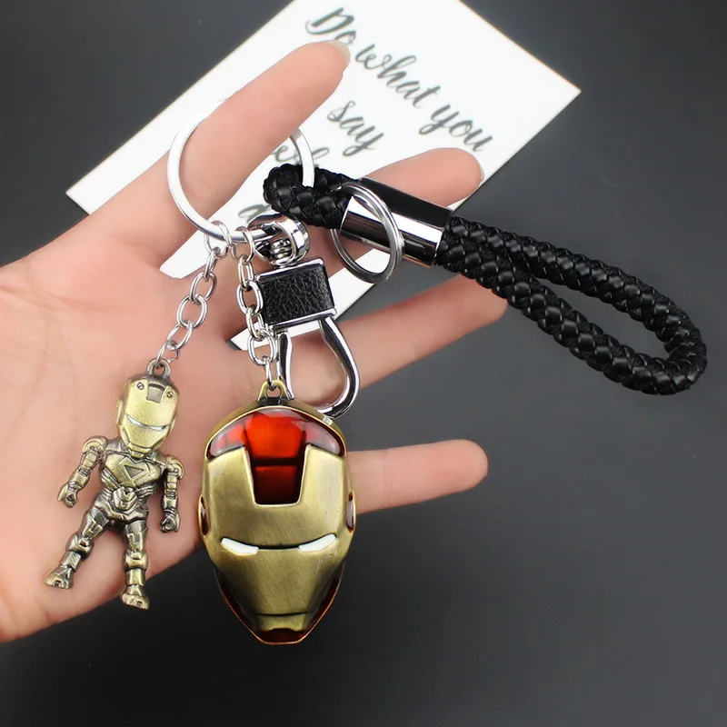 

2019Avengers 4 Keyring Marvel Movie Iron manCaptain Batman Shield Car Keychain Pendant Toys For Fans Kids Favorite Birthday Gift