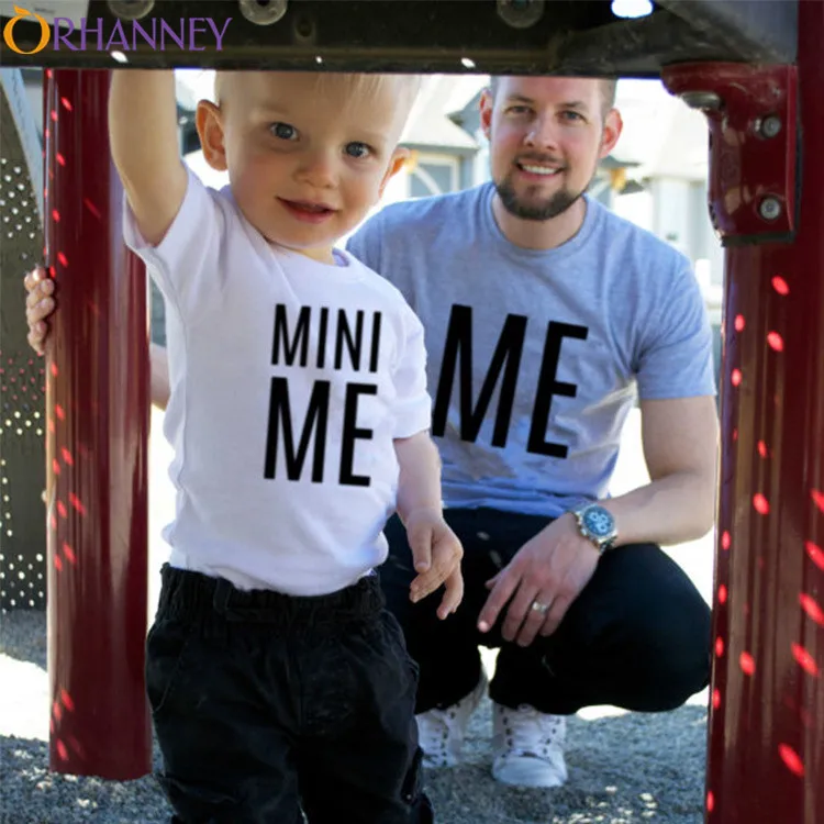 Новые одинаковые комплекты для семьи семейная одежда лето меня и MINI ME Футболка