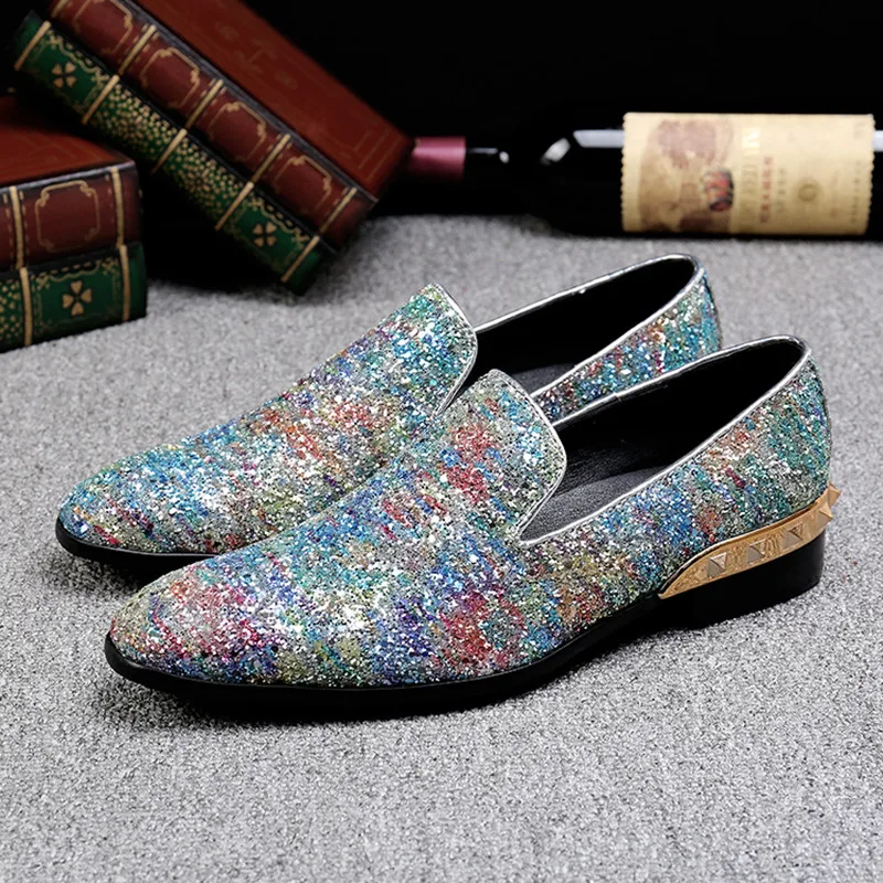 

2018 Spring Slip-on Metal Sequins Brand England Dress Shoes Man Wedding Fluorescence Pointed Toe Solid Trend Men Leather Shoes