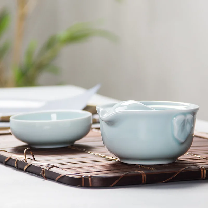 Высококачественный элегантный чайный сервиз gaiwan, Celadon 3D Карп чайный набор кунг-фу включает в себя 1 чайный горшок 1 чайную чашку, красивый и легкий чайник