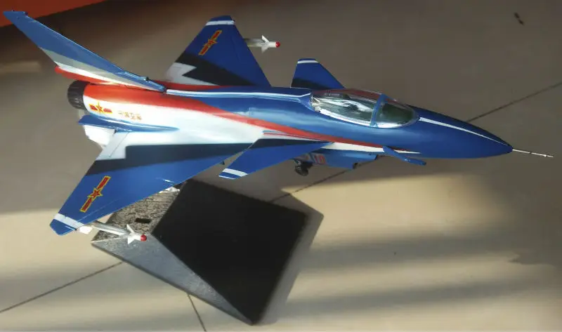 1: 72 Статическая модель самолета Su34 коллекция хобби