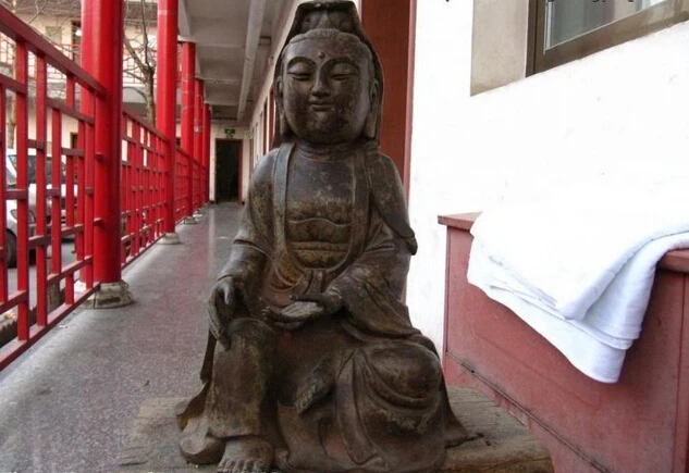 

Collectible bronze lion statue S0398 15"China Old Bronze Sit Bodhisattva Kwan-Yin Guan Yin Bodhisattva Buddha Statue