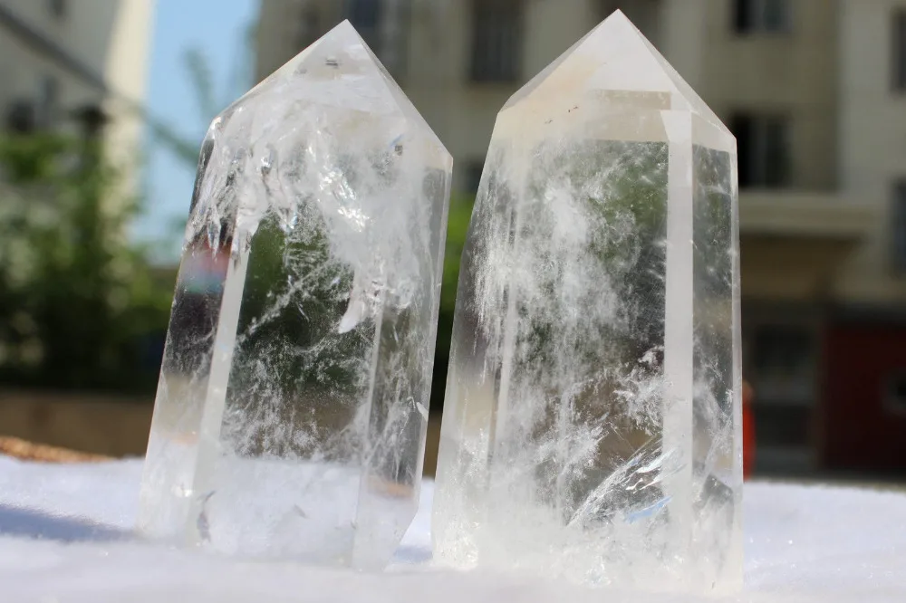 

ddh001597 NATURAL CLEAR QUARTZ CRYSTAL POINT HEALING