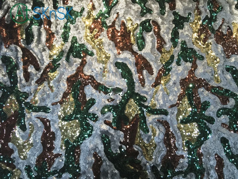 

2yards Fashion stage sequin DIY cloth width 125cm mixed color wedding decoration camouflage sequined lace fabrics for patchwork