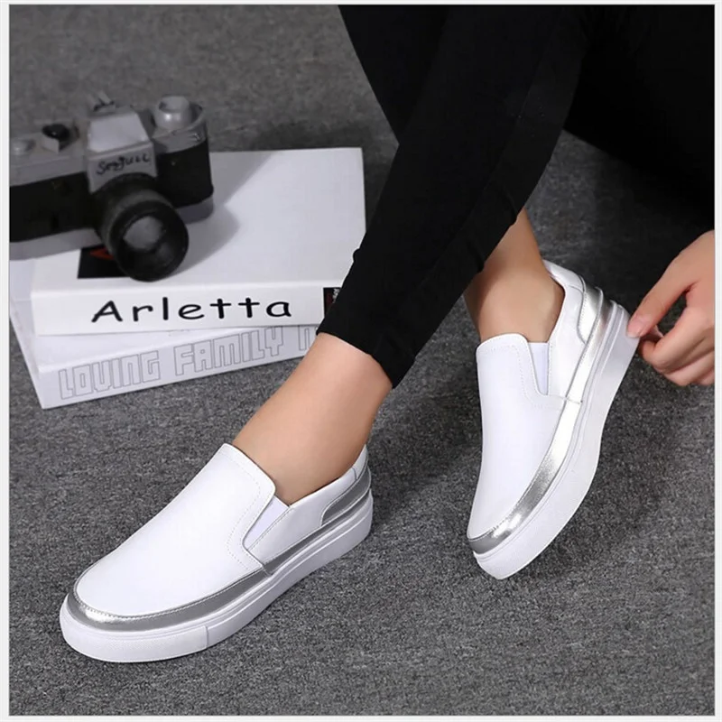 Leather Flat Foot Loafers High-quality women's leather shoes black silver flat shoes soft bottom student shoes