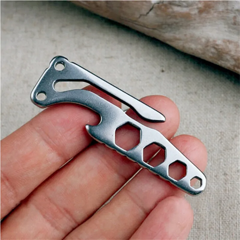 

Multi-Tool Stainless Steel Utility Clip Keys Outdoor Camping EDC Worn Buckle Carabiner Displacement Survival Equipment