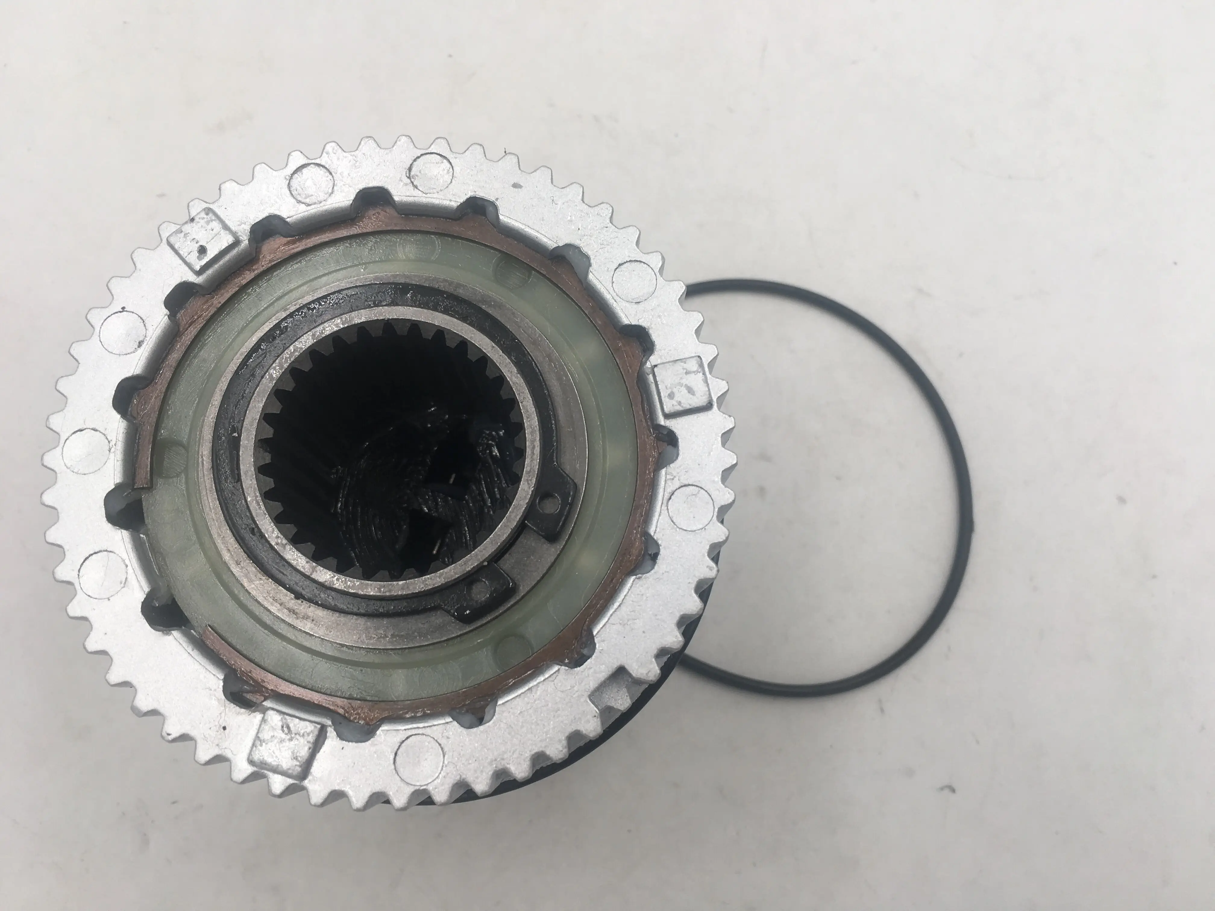 

BRAND NEW Auto Automatic Locking Hub Front Fit For Ford Excursion F250 F450 F350 F550 New