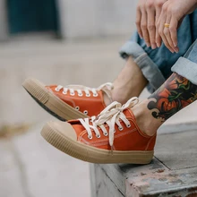 Весенняя Мужская парусиновая обувь; Вулканизированная Повседневная обувь; Мужские оранжевые кроссовки; однотонные ботинки на шнуровке для скейтборда; модная универсальная обувь; размеры 39-43