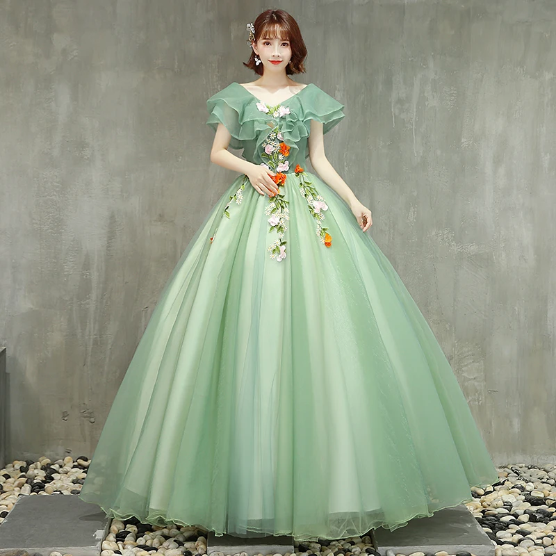 

Lovely V-neck Quinceanera Dresses Appliques Flowers Green Vestido Quinceanera Debutante Ruffles Princess Puffy Ball Gowns 2019
