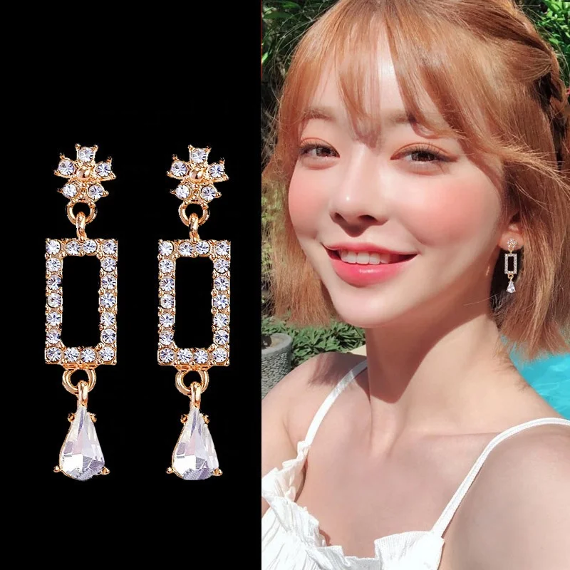 Cute-sweet-rhinestone-plated-alloy-hoop-pendant