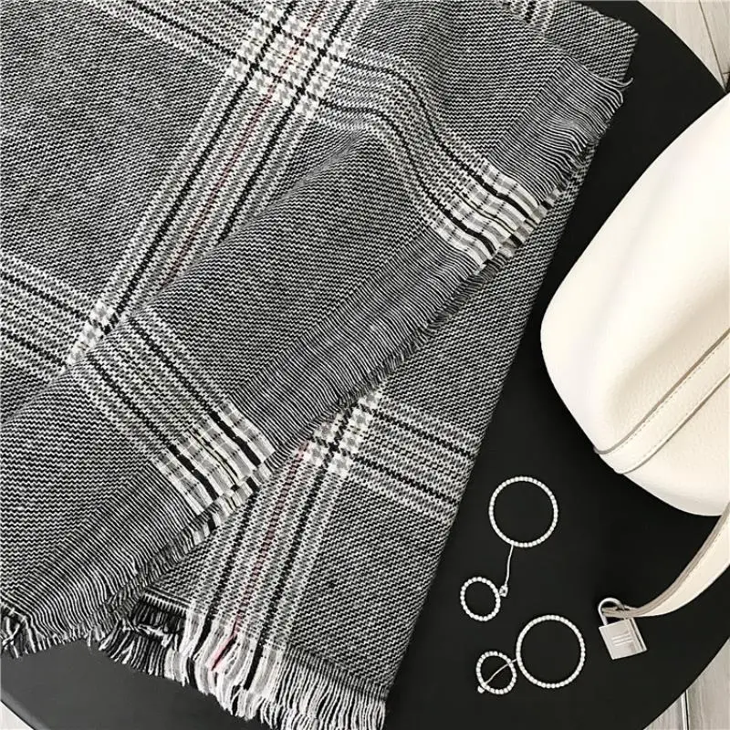 3 Colors High quality fashion lady feel camel dark plaid scarf thick autumn and winter models large shawl