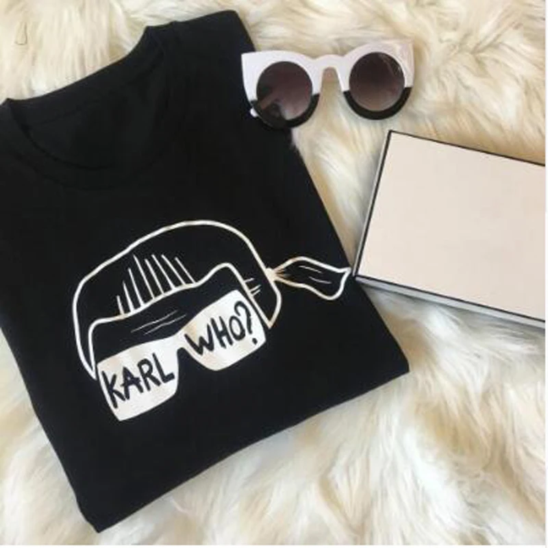 حار النساء تي شيرت كارل الذين طباعة T قميص مضحك إلكتروني المحملة قميص فام قصيرة الأكمام المحملات قمم الصيف ملابس حريمي