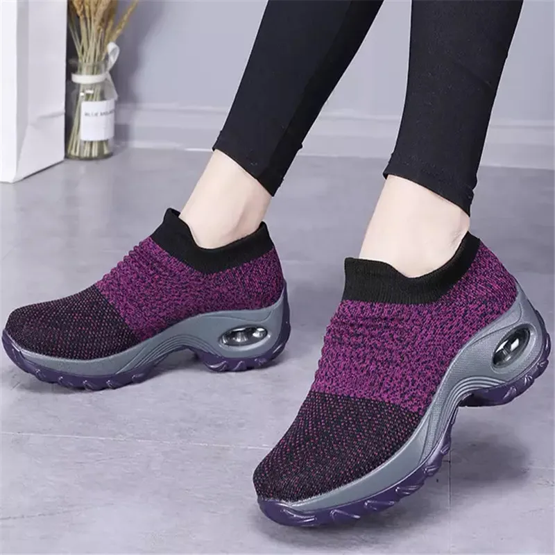 

2019 New high quality Lightweight Outdoor Athletic walking sport shoes women Running shoes Women sneakers Female Spring Summer