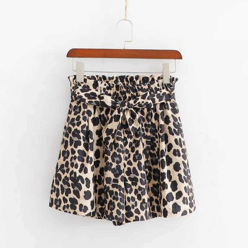 

KZ225 Women Chic Leopard Print Elastic Waist With Sashes Shorts