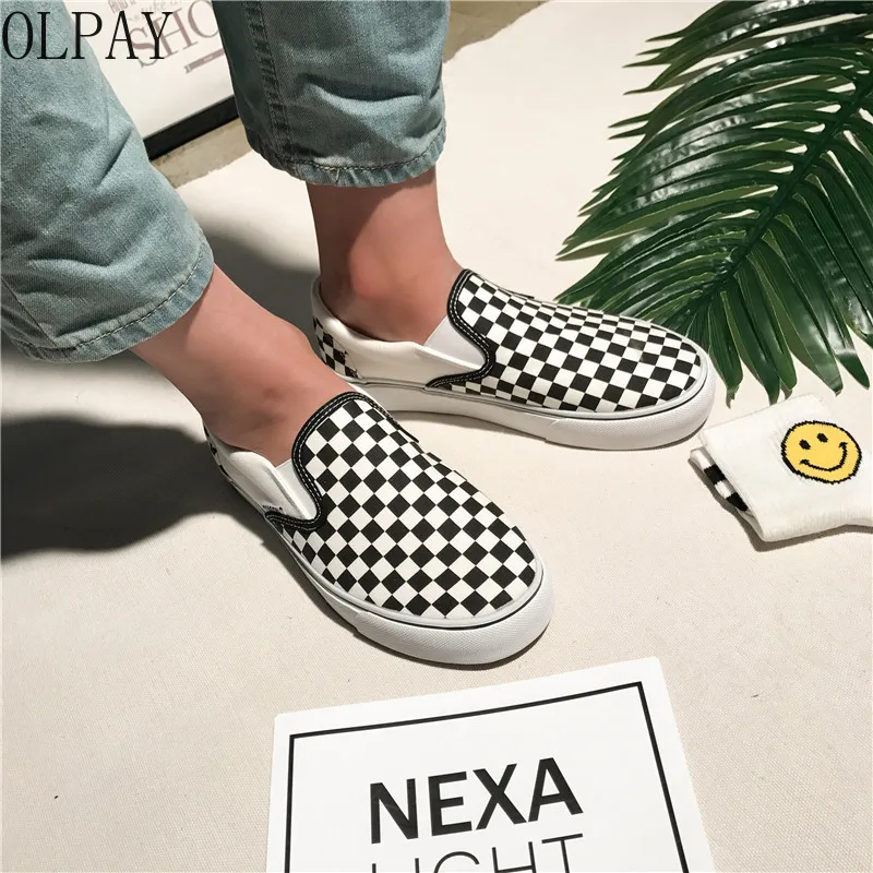 

2019 New black and white plaid women's canvas shoes casual shoes