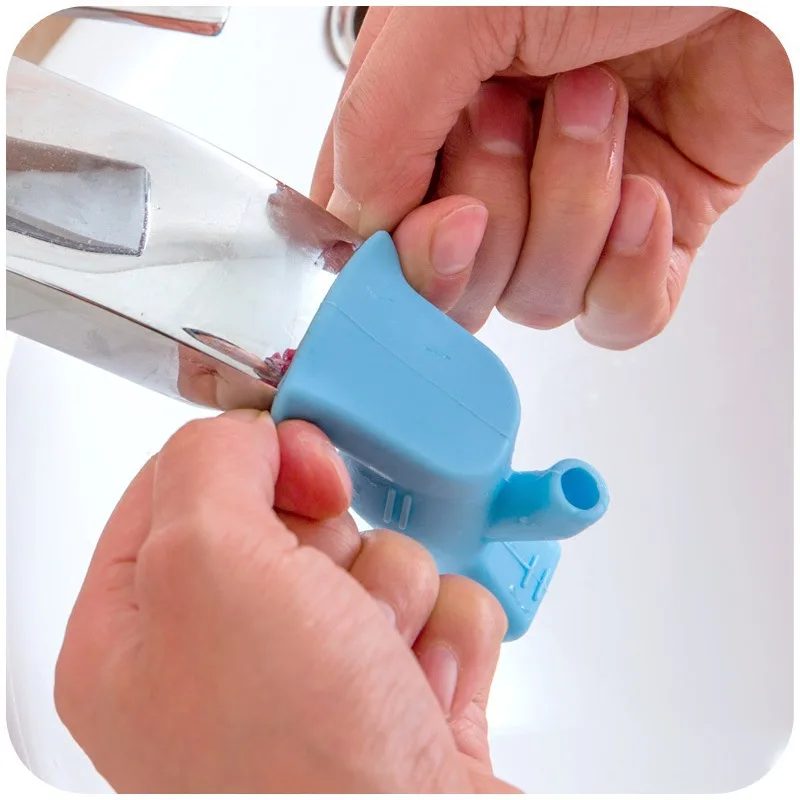 2811216995_1521568996