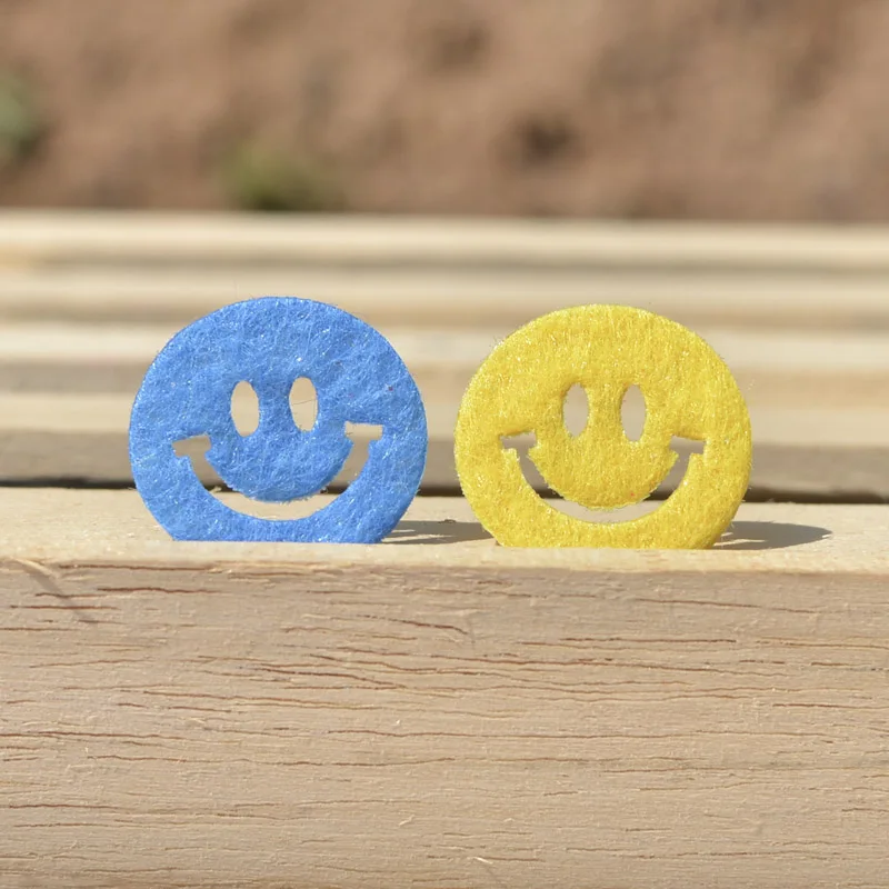 Felt smile перевод. Felt smile перевод
