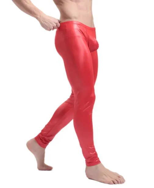 Блондинка в кожаной куртке. Спортивная женская одежда nike. Clara felicia lindblom в обтяжку. Tight world. Tight world.