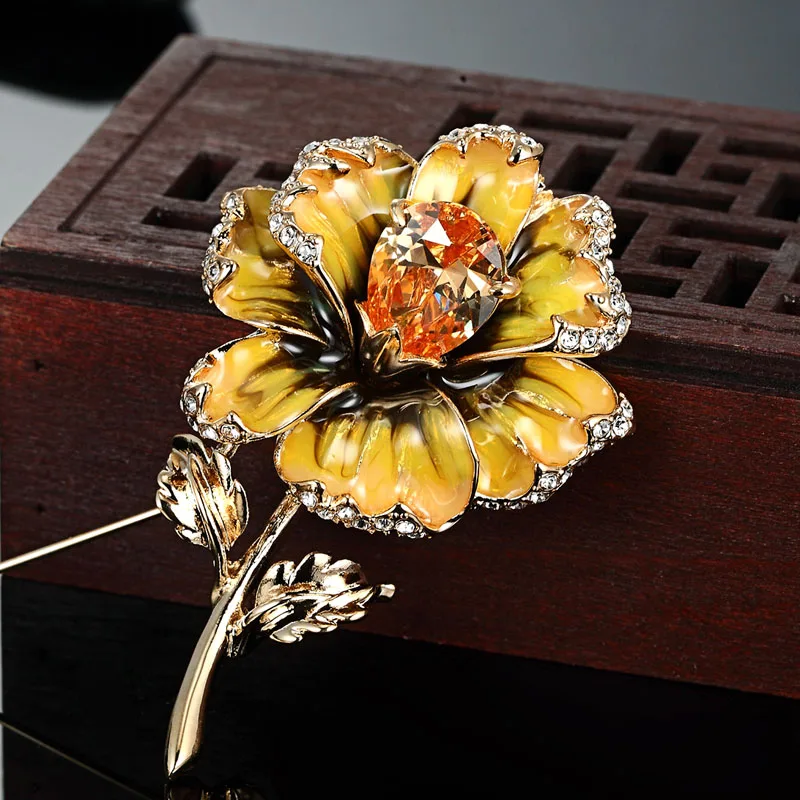 

Brown AAA Zircon Flower Brooches For Women Shiny Enamel Brooch Pin And Hijab Accessories Fashion Women Hats Accessories Broches