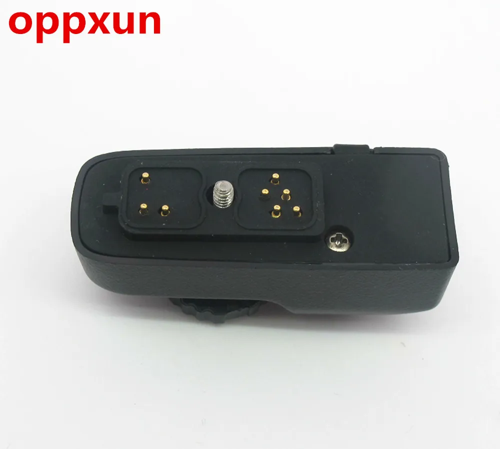 

PD780 to M 2PIN Adapter for Hytera PD700 PD780 PT580H PD705 PD785 PD782 PD702 PD706 PD786 PD790 PD795 PD796 PD792 radios