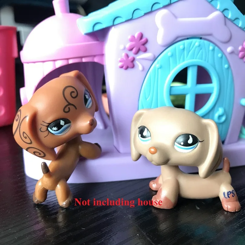 

Pet Shop #518 Dachshund Tan Brown w/ Blue Teardrop Eyes # Loose Toy #640 Brown Swirls Tattoo Dachshund Dog (Not including house)
