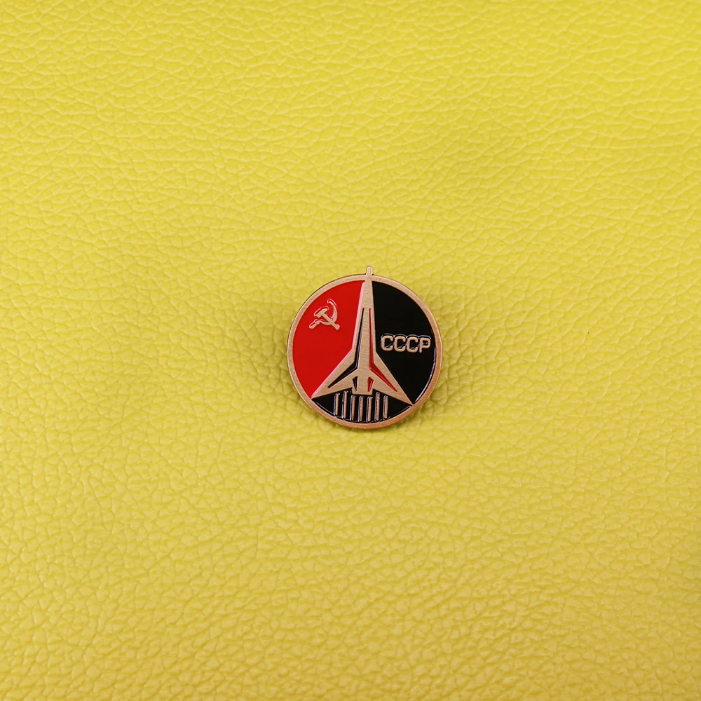 

CCCP Soviet pin space flight universe brooch USSR interkosmos hammer and sickle badge communist red star pins men patriot gift