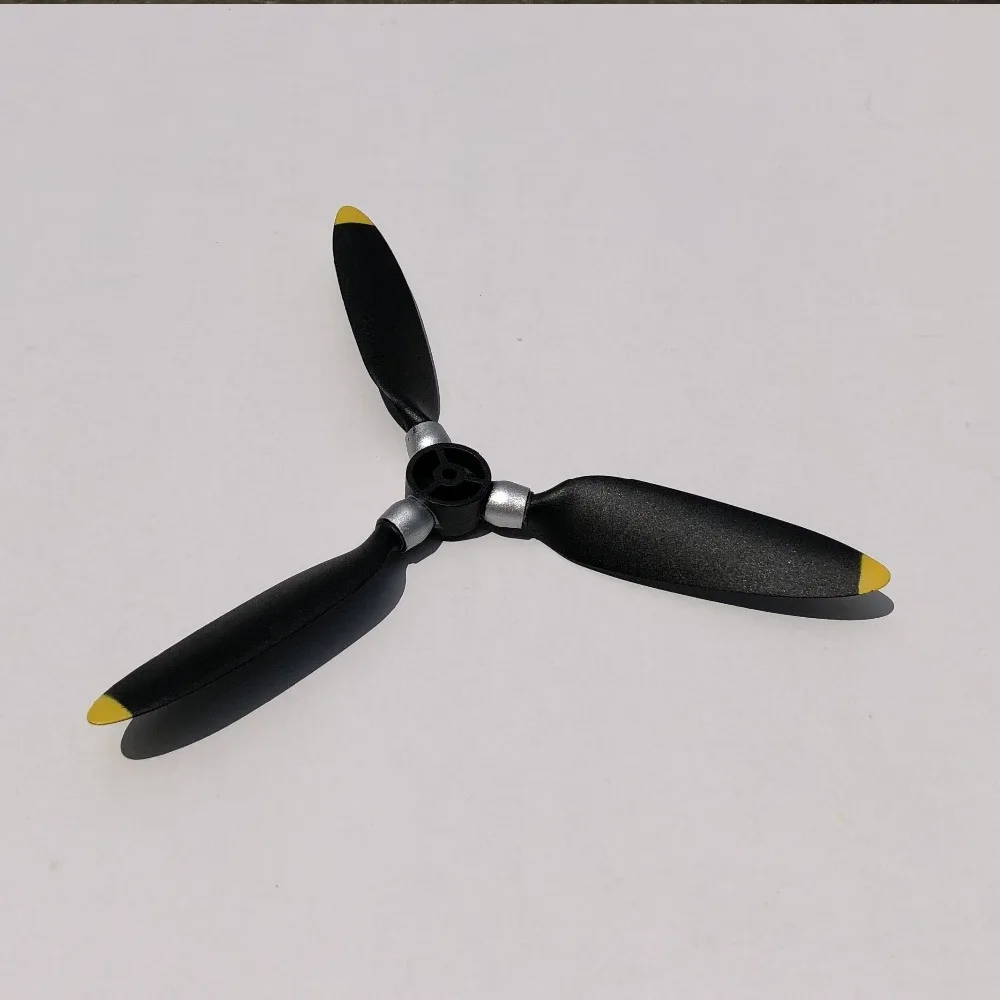 

RC Warbird Parts 3-Blade 7*6 Propeller Normal and reverse for Freewing B17, BF109, Spitfire