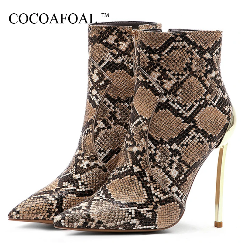 

COCOAFOAL Snakeskin Women's Ankle Boots Woman High Heels Shoes Metal Decoration Martin Boots Sexy Snakeskin Chelsea Boots 2019