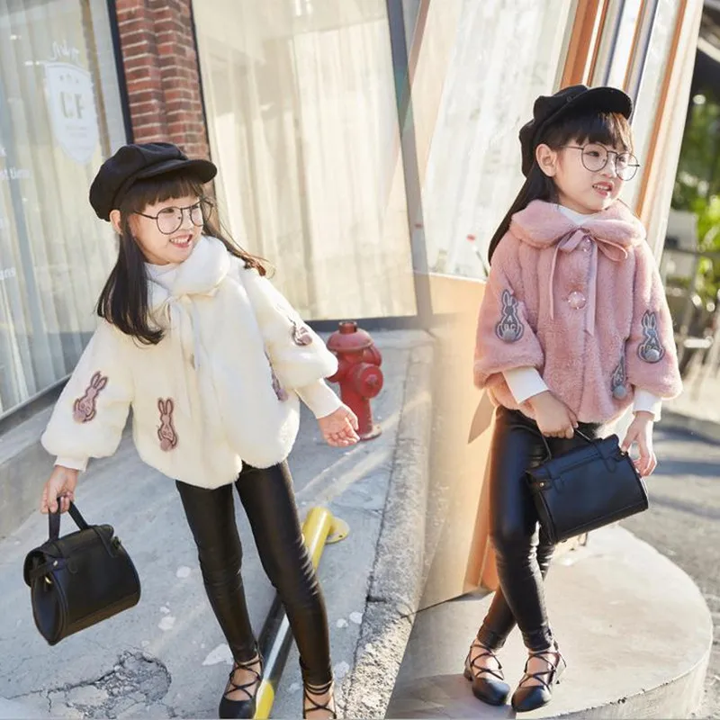 

2016 Baby Girls Hooded Thicken Velvet Coats Autumn Winter Girls Jackets&Coats Cartoon Princess Polka Dot Shawl Cloak Outwear