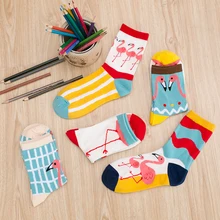 1 пара, Новое поступление, модные женские милые хлопковые женские носки с изображением фламинго, яркие стильные носки для девочек с рисунком персонажей