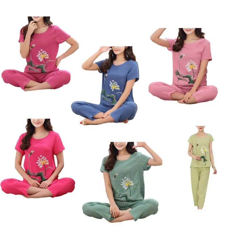 Womens Summer Plus Size Pajamas Set Chinese Lotus Floral Print Short Sleeve Tops Capri Pants Loose Sleepwear Loungewear XL-4XL Womens Summer Plus Size Pajamas Set Chinese Lotus Floral Print Short Sleeve Tops Capri Pants Loose Sleepwear Loungewear XL-4XL