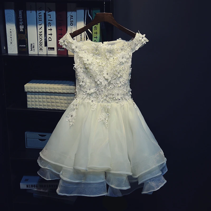 

2016 Sexy Custom Made Lace Appliques A-Line Evening Dresses Short Handmade New Arrival Prom Dresses Pary Gowns