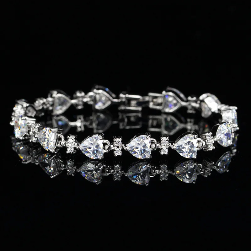 

AlooWay Zircon Bracelet female exquisite AAA CZ heart bracelet manufacturers wholesale source of foreign trade