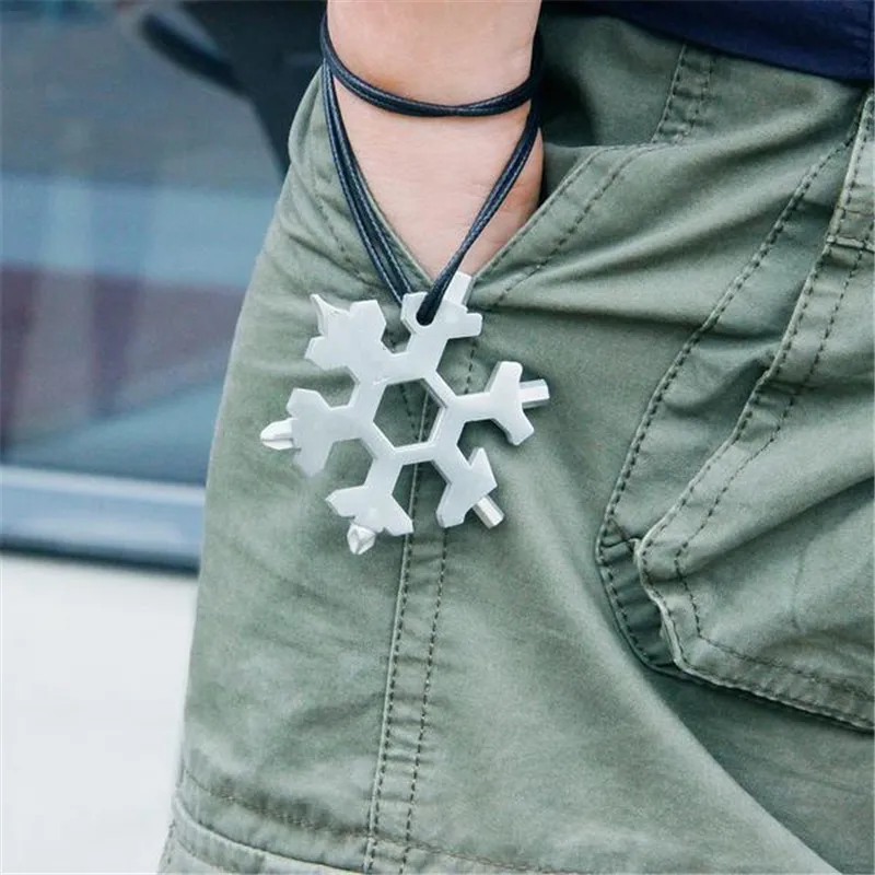 

1PC Stainless Steel Snowflake Hex Wrench Screwdriver Multifunction Portable Gadget Opener Keychain Pendant EDC Pocket Tool