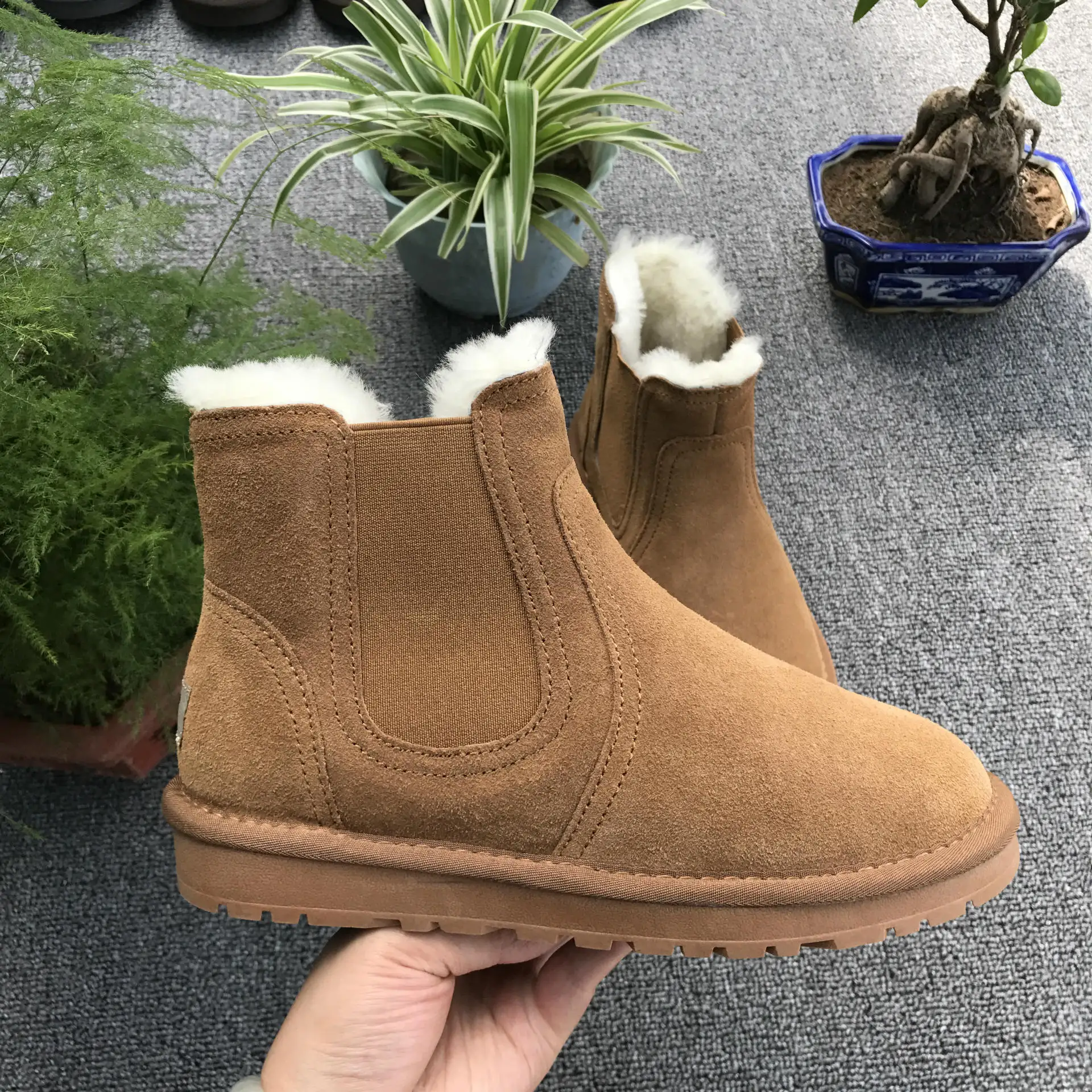 SWYIVY Genuine Leather Chelsea Boots Fur Shoes Natural Wool Fur Warm Winter Boots Shoes 2018 Falts Comfortable Snow Boots Shoes