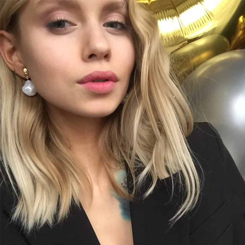 Korean Vintage Concise Simple White Irregular Pearls Resin Stone Shape Clip Earrings without Piercing Ins For Women Lady Party