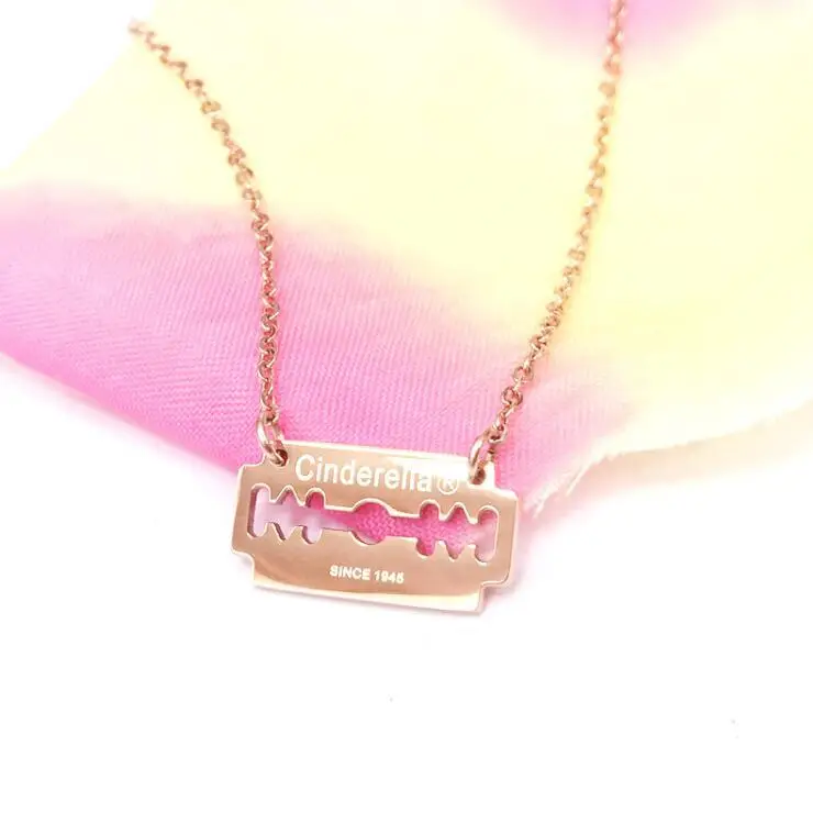 3996710476_213457758