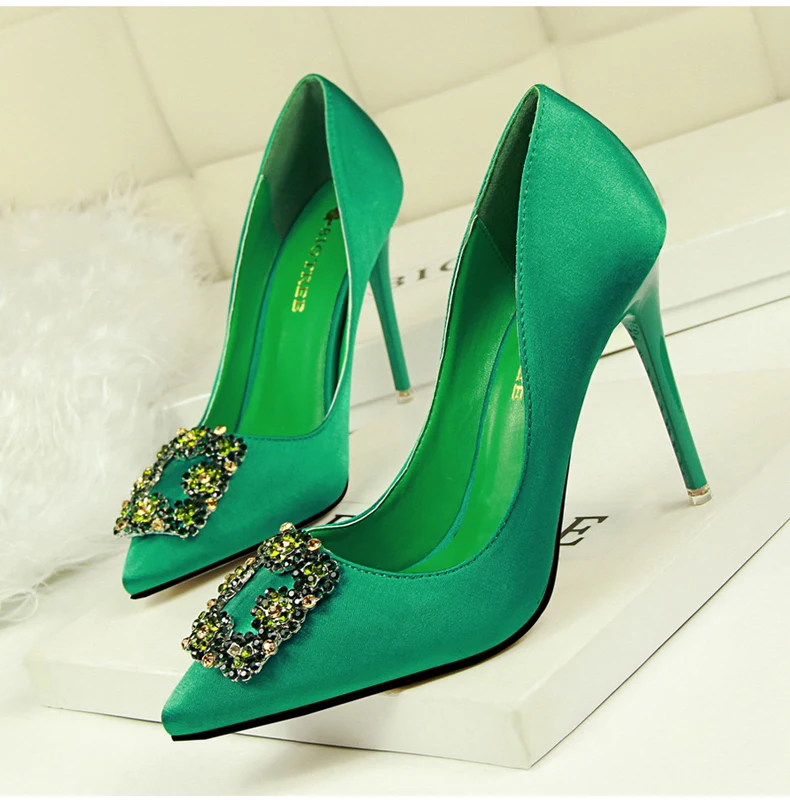Women's Pumps Shoe Office Lady Slip-On Red Women Shoes Hgh Heel Sandals Crystal Luxury Brand Shoes Women 2018 High Heels Party   (2)