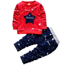 Новое поступление, комплект одежды для маленьких мальчиков, топ с длинными рукавами и надписями+ длинные штаны детская одежда комплект одежды с граффити для девочек