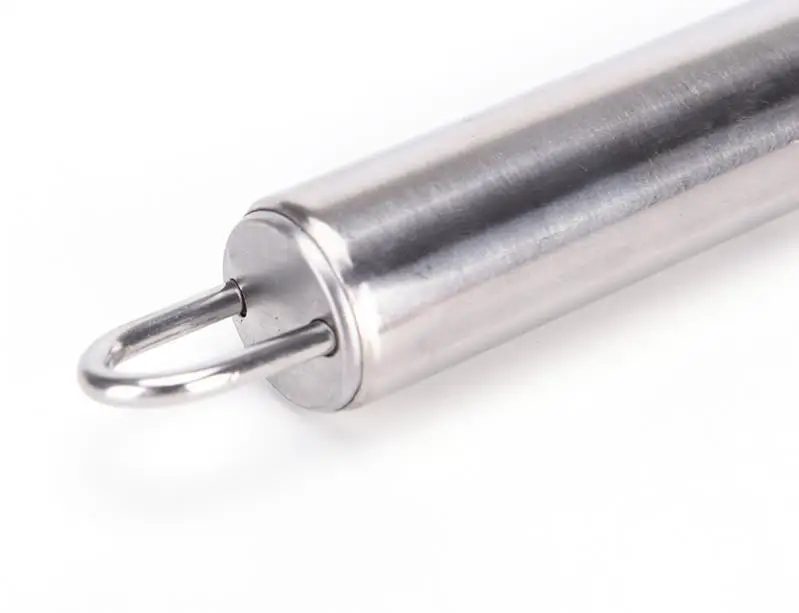 4694768718_1838375206