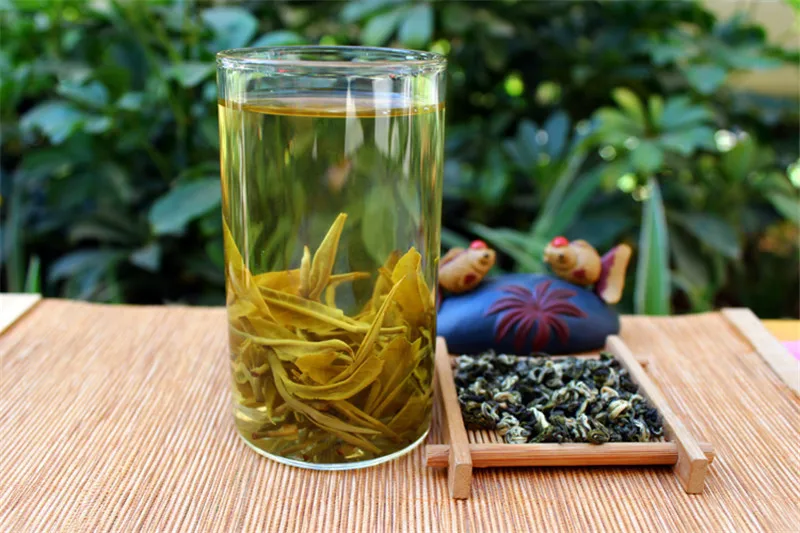100g New Spring Biluochun tea premium Pilochun tea Bi luo chun green tea the green food for weight loss health care products   100g New Spring Biluochun tea premium Pilochun tea Bi luo chun green tea the green food for weight loss health care products