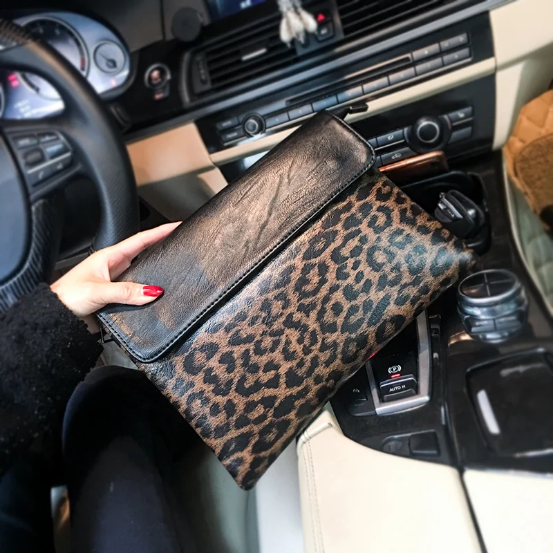 

Leopard Camouflage Clutch Bag New Wristband Casual iPad Bag Clutch Bag Envelope Bag Men and women Fashion Shoulder Messenger Bag