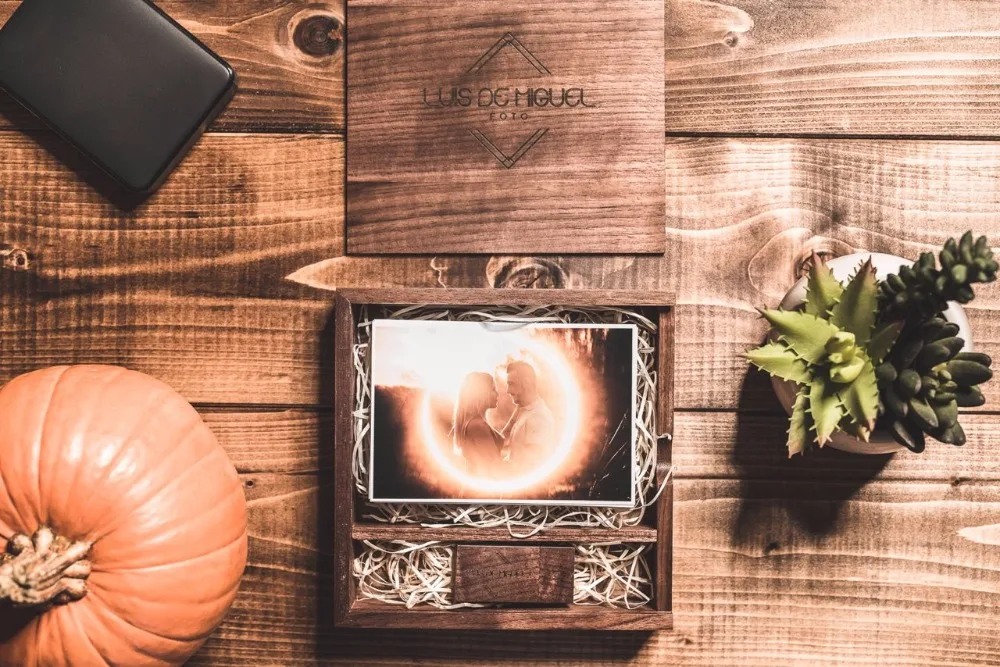 (Free logo or words names engraving) Wooden Photo Album Box USB 3.0 Pendrive DIY Engraved Logo Wedding Memory