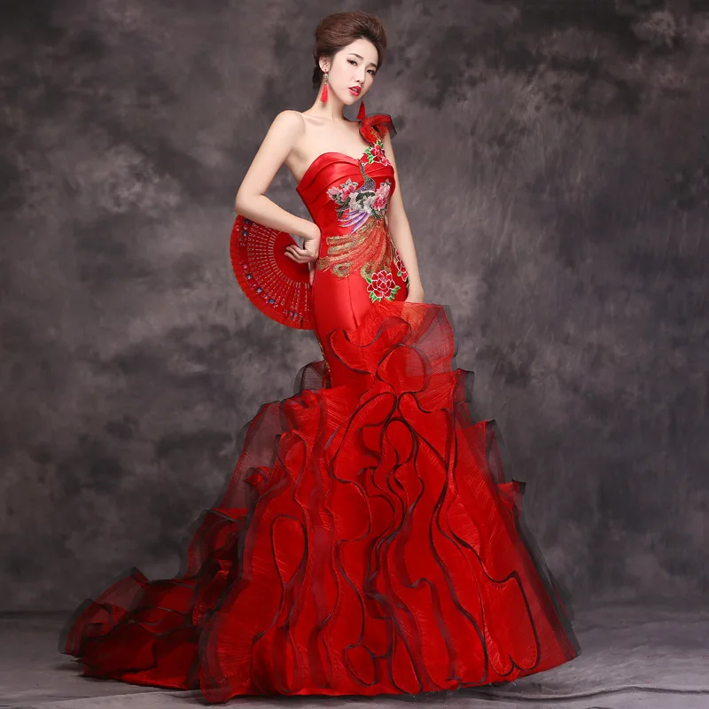 Благородный женский цветок и Феникс Cheongsam классическое длиной до пола