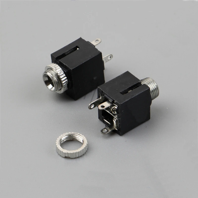 

headphone jack 3.5MM headphone jack audio video jack 3.5 stereo channel 3 feet