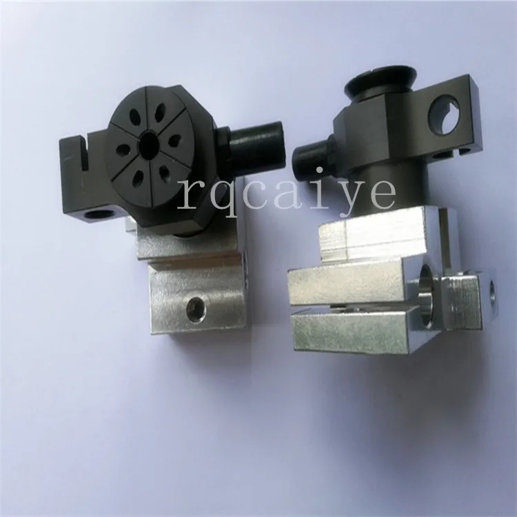 

2 pair Komori High quality replacement parts,Komori Lithrone adjust forwarding sucker CPL