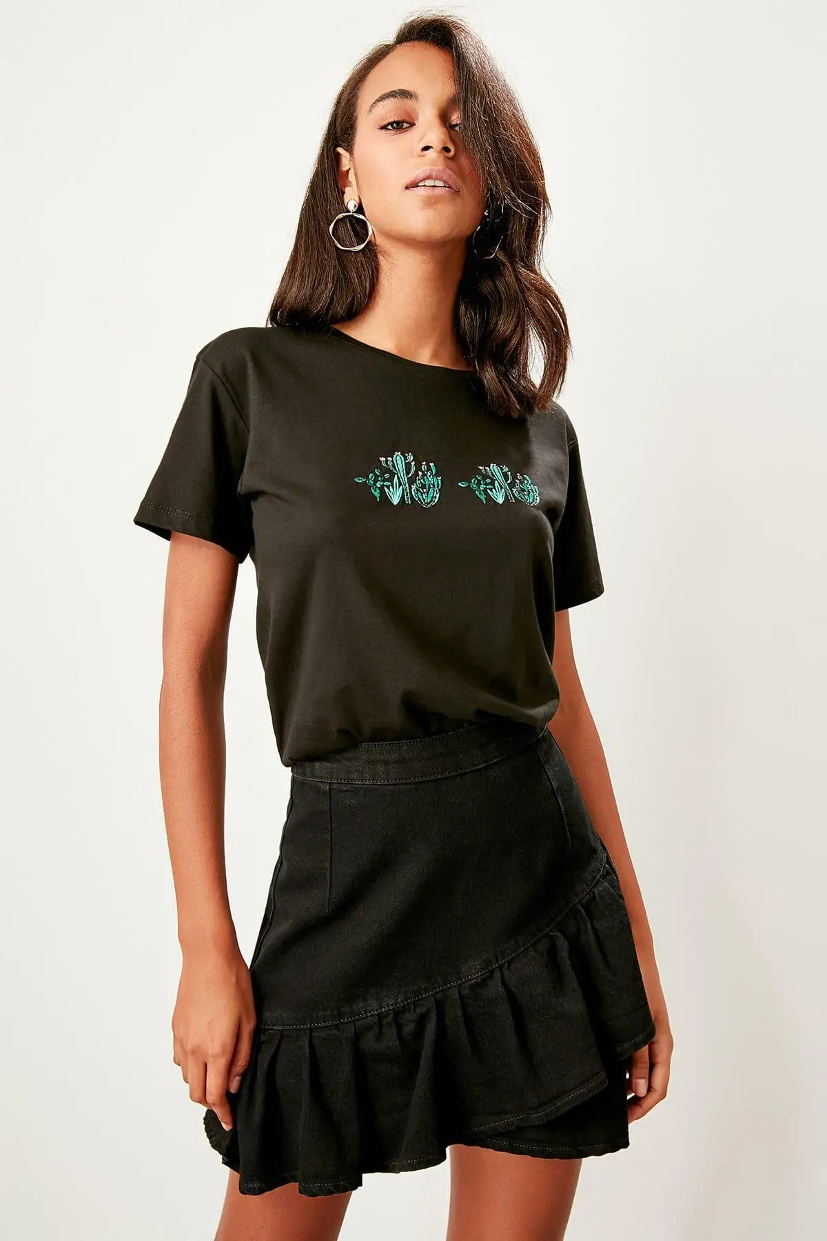 Trendyol черный кактус накиши Базовые Трикотажные футболки TWOSS19TS0571 | Женская одежда