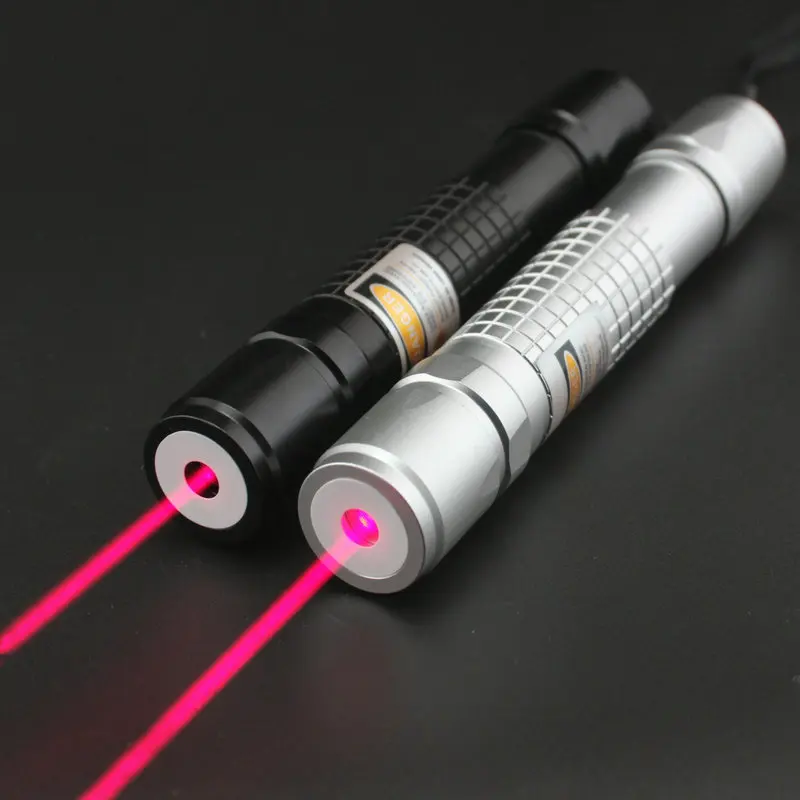 Jshfei الأحمر أشعل حرق مباراة مع شاحن بطارية مؤشر الليزر تعديل التركيز 650nm الليزر القلم Jshfei الأحمر أشعل حرق مباراة مع شاحن بطارية مؤشر الليزر تعديل التركيز 650nm الليزر القلم