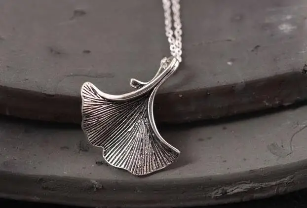 

Sterling S925 925 silver Necklace ginkgo leaf pendant charming 26*27mm
