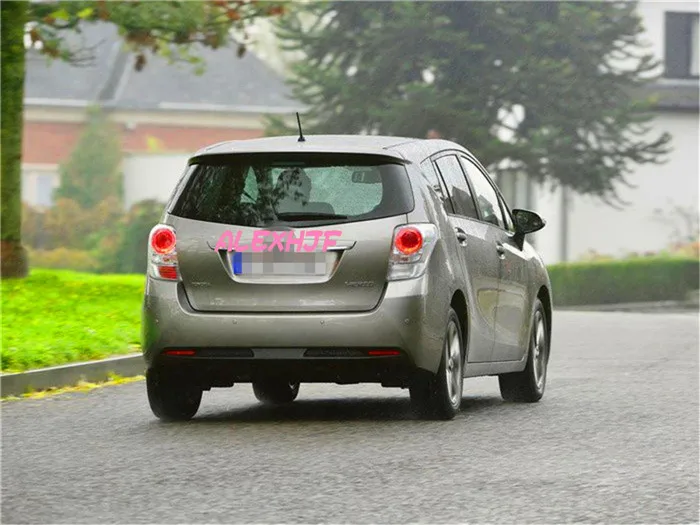 Toyota-Verso_2014_conew1